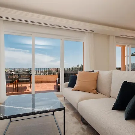 Penthouse With Sea Views In Nueva Andalucia Apartment Marbella
